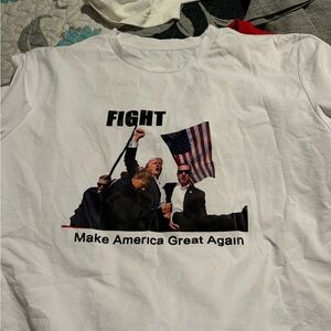 I bought this shirt it said 2x but fit like a large